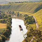 Hessigheim Neckar Weinberge © Martin Lehotkay