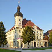 Rathaus am Kapellplatz in Altötting