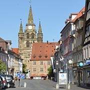 zur Kirche St. Gumbertus in Ansbach