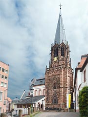 Aschaffenburg, Stiftsbasilika Stiftsgasse © B. Schuldes