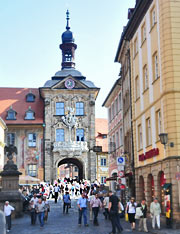 gebrücktes Rathaus auf Stelzen - Bamberg