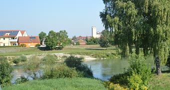 landau an der Isar, inzwischen beidseits