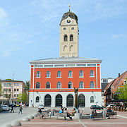 Erdingens prägnantes Rathaus