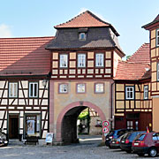 Stadttor am Marktplatz von Königsberg in Bayern, nordöstliche Altstadt