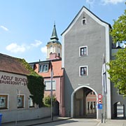 Genial schlicht - das Regensburger Tor in Abensberg