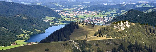 Schliersee in den Miesbacher Bergen © Svenni