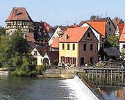 Lauf an der Pegnitz, vorn die Mühle, hinten links  der Judenturm