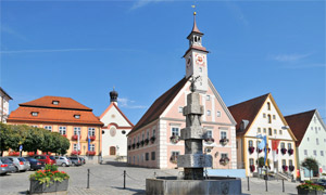 Greding in Mittelfranken, Marktplatz mit Rathaus