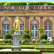 Schloss Orangerie mit Garten in Weilburg