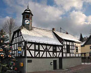 Niedernhausen Engenhahn Fachwerk Rathaus © cmfotoworks