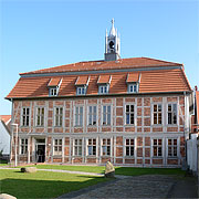 Goldberg Rathaus mit schönem Hinterteil