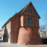 Güstrow Armesünderturm, ehemals Armeinhaus