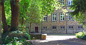 im Klosterhof Wennigsen