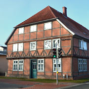 Amt Neuhaus, Rathaus, Gemeindeverwaltung
