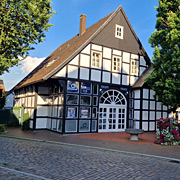 Ackerbürgerhaus, vielmehr durch Handwerker, Händler und  als Post genutzt