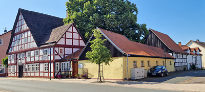 Meierei und Biergarten - gastliches Brakel