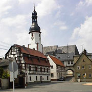 beeindruckendes bauliches Ensemble im Ortskern von Neumark im Vogtland