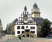 Plauens Rathaus mit Spitzenmuseum