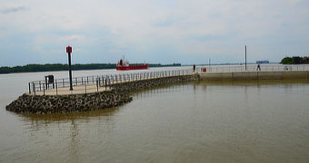 Schulauer Hafen, Stadt Wedel