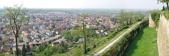 Asperg von Hohenasperg aus gesehen