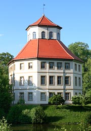 Oppenweiler Wasserschloss, Rathaus © Markus Mainka #14931062