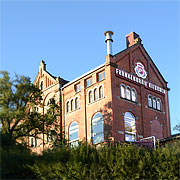 Brauerei weit über dem anmutigen Riedbach, Stadtteil von Schrozberg