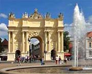 Potsdams Brandenburger Tor © Katja Xenikis
