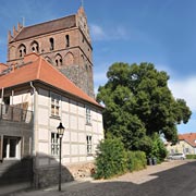 überragend - der höchste Feldsteinturm Brandenburgs