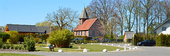 Dreh- und Angelpunkt im Ortszentrum von Cambse