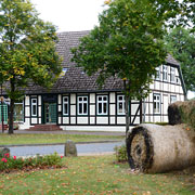Lübtheen, Büdnerhaus am Kirchplatz