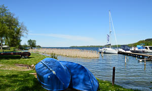 Sportboothafen am Schweriner See in Raben Steinfeld