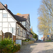 Sternberg Muhlenstraße, links das Heimatmuseum, oben der Marktplatz