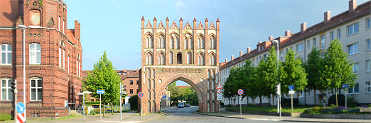 Malchin frontal - modern und gefällig mit historischen Zitaten