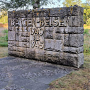 Gedenkstein KZ Bergen-Belsen