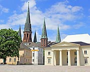 Oldenburg NS, Schlosswache auf dem Schlossplatz © Udo Kruse