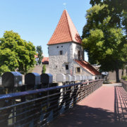 Klotzbahn am Burgaufgang zur Iburg