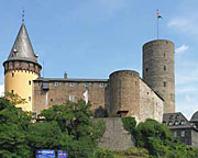 Mayen, Eifel, Genovevaburg © Klaus Büth