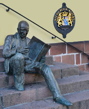 Formulare Studierender Auf der alten Ratstreppe von Homburg im schönen Saarlaand