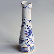 Vase Aeltesten Volkstedter Porzellanmanufaktur 1762 - made in GDR